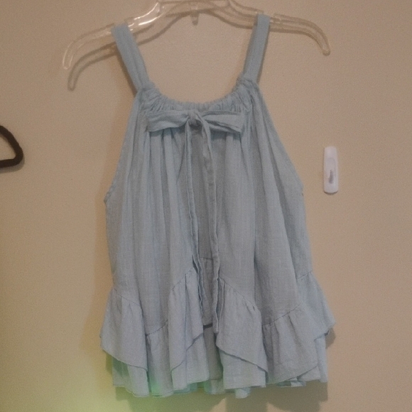 Lulu's Light Blue Ruffle-Hem Tank - Picture 2 of 4